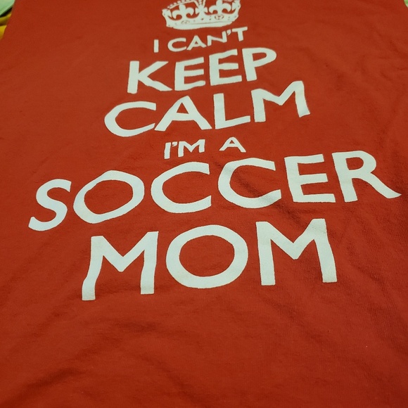 GILDAN SOCCER MOM SHIRT - Picture 3 of 3